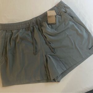 Nike Form 5” Shorts Men 2XL Versatile Unlined Gym Athletic Training Drawstring